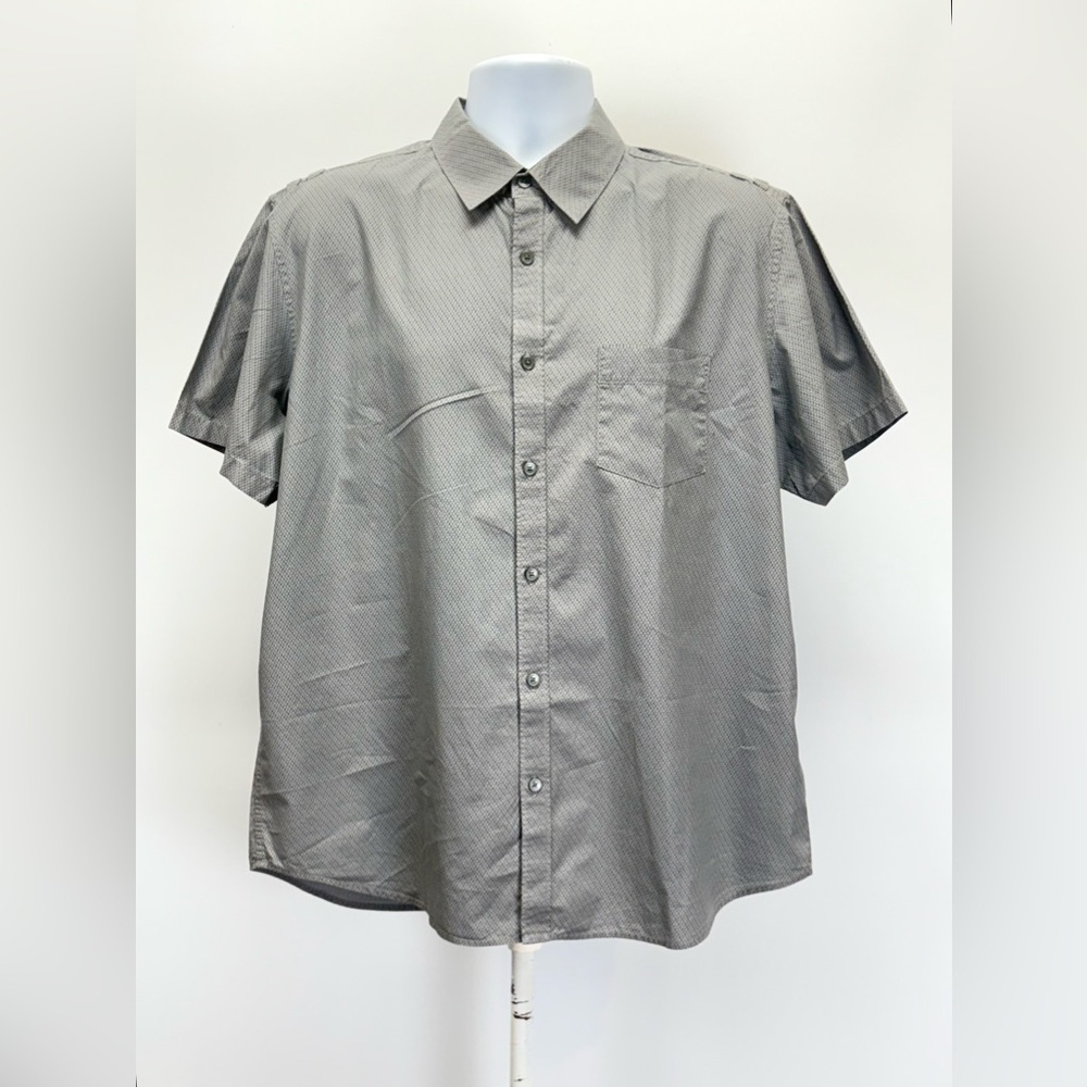 Calvin Klein Gray Micro Geometric Pattern Short S… - image 2